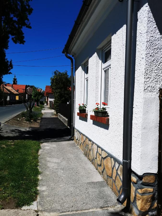Lehel Apartman Keszthely Εξωτερικό φωτογραφία